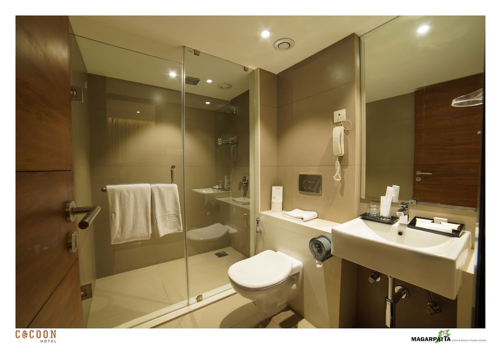 Premium Suite - Photo 6