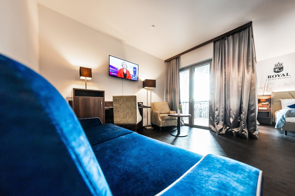 Comfort Room, 1 Double Bed with Sofa bed, Balcony (with Sofabed) - Photo 6