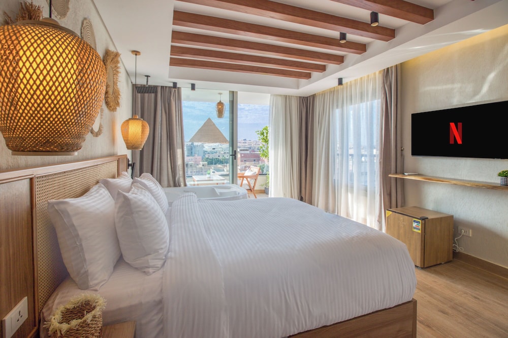 Romantic Studio Suite, Balcony, Mountain View photo 1