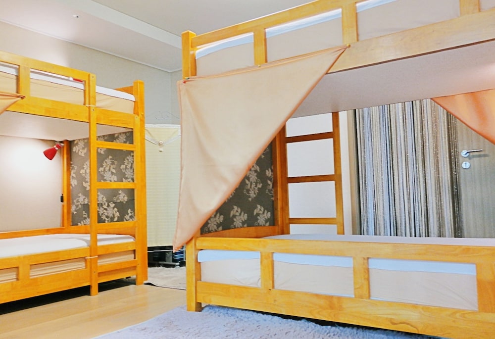 Shared Dormitory (For 6 persons) photo 3
