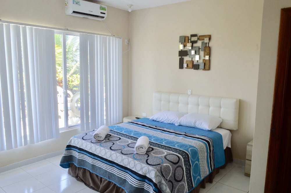 Deluxe Room, 1 Queen Bed