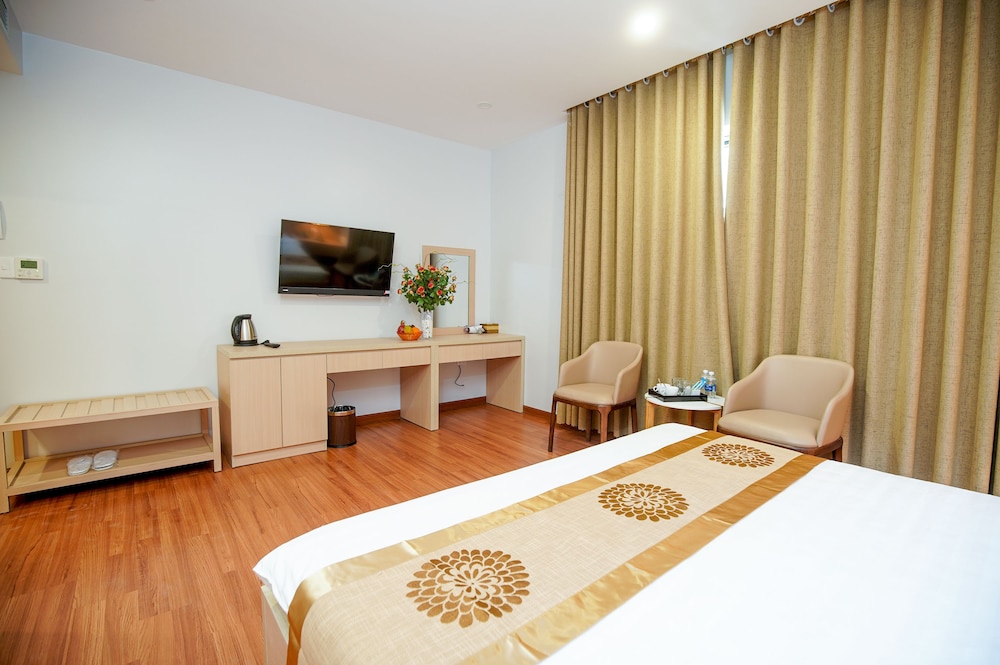 Deluxe Triple Room photo 3