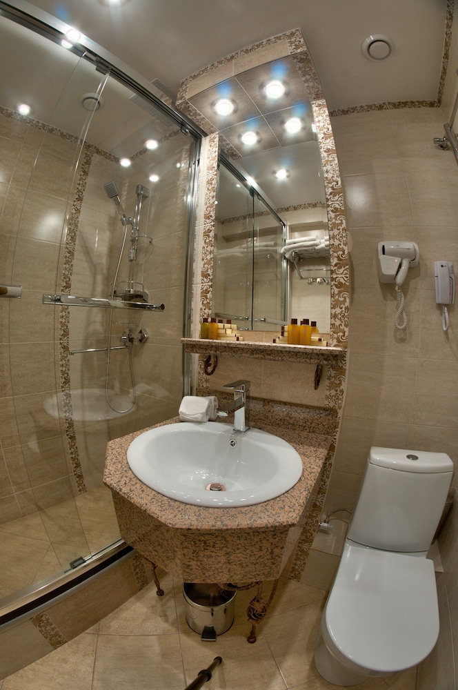Standard Double or Twin Room photo 2