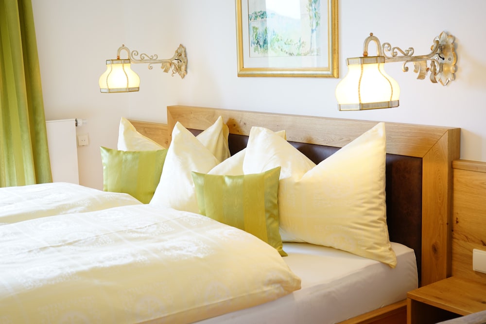 Superior Double Room, 1 Queen Bed with Sofa bed, Valley View, Annex Building photo 3