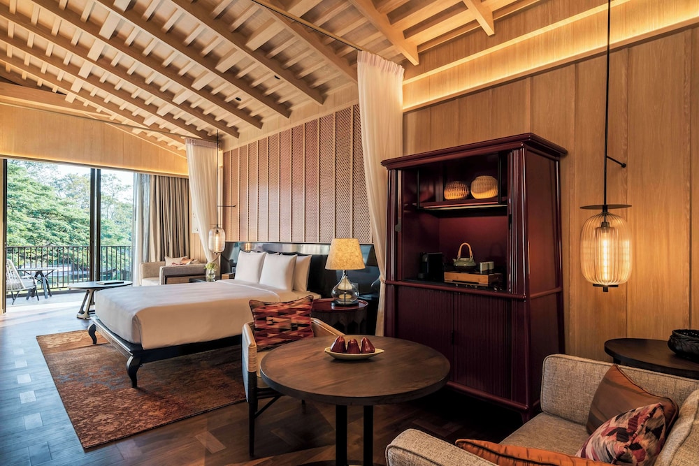 Room, 1 King Bed (with Roof Garden) - Photo 1
