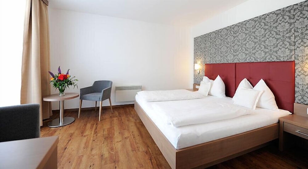 Double Room, Balcony - Photo 1