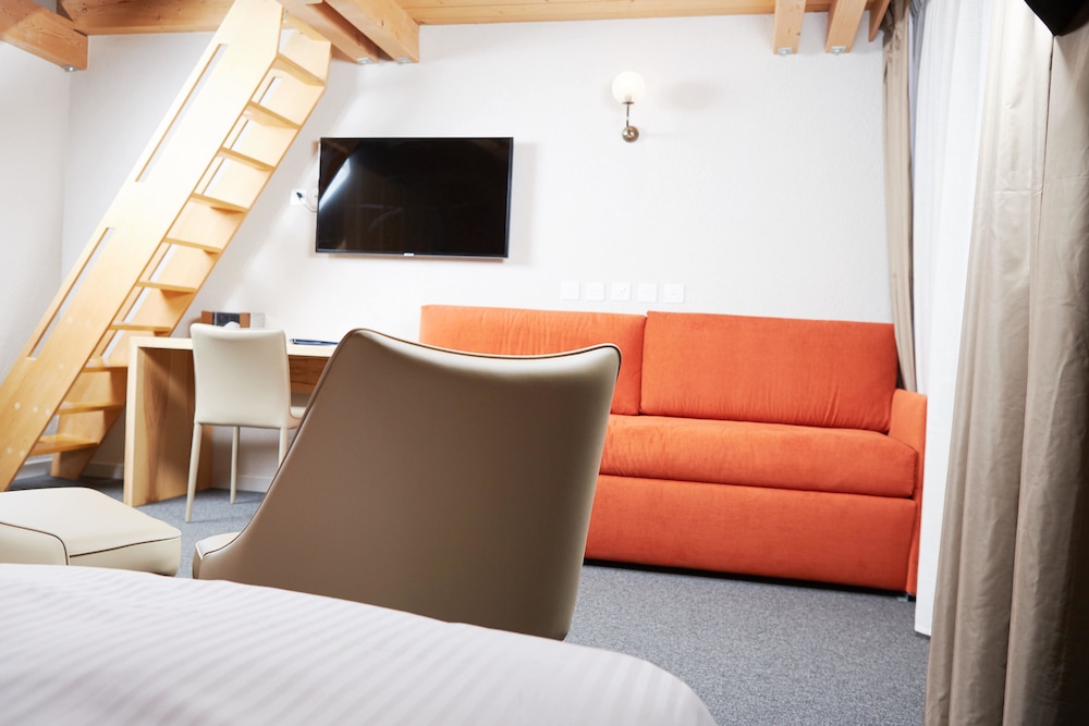 Superior Triple Room, Balcony, Mountainside photo 2