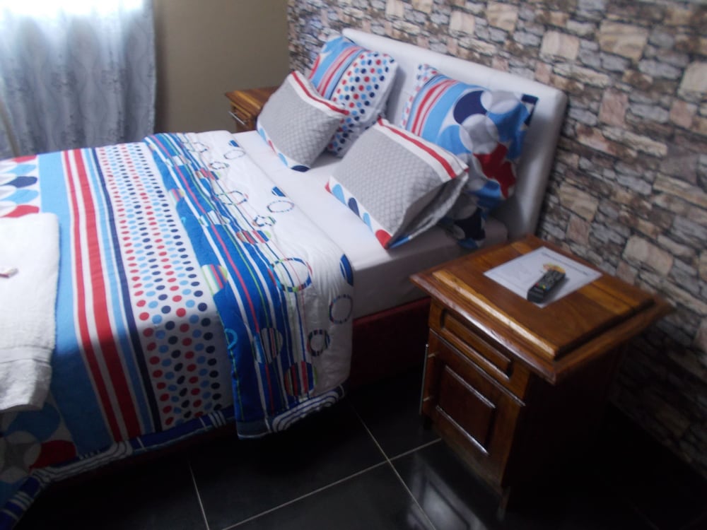 Standard Double Room, 1 Queen Bed photo 2