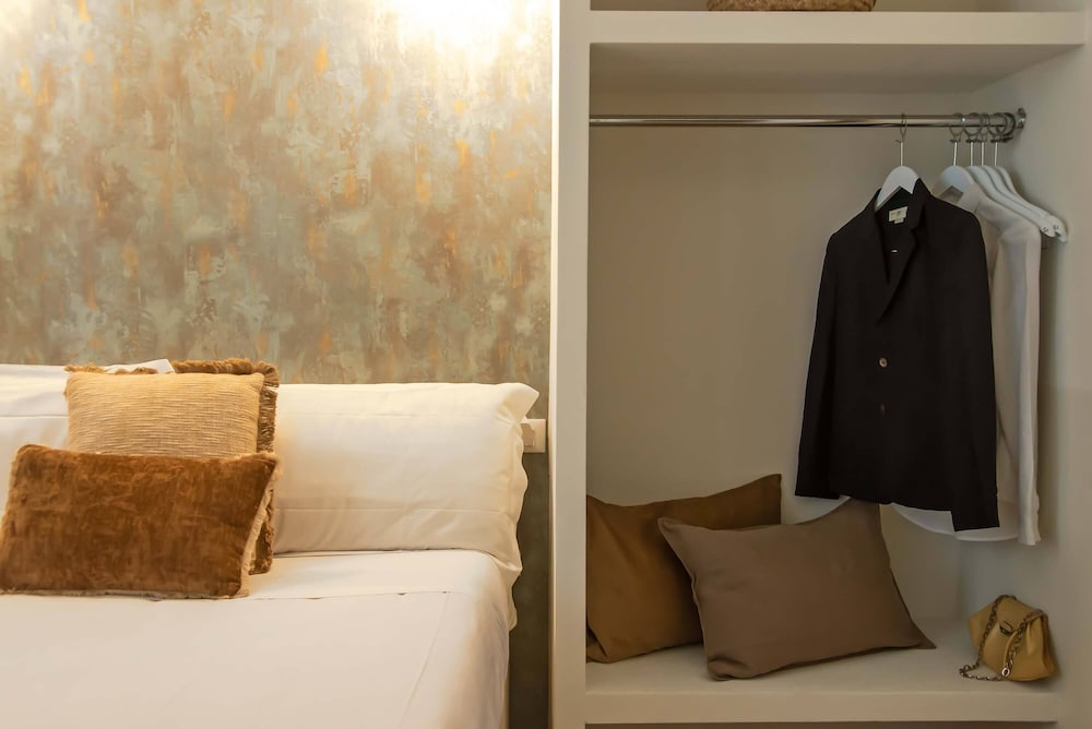 Family Suite (Via della Giuliana 18) photo 2