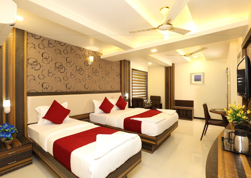 Family Quadruple Room, 1 Bedroom, Private Bathroom photo 2