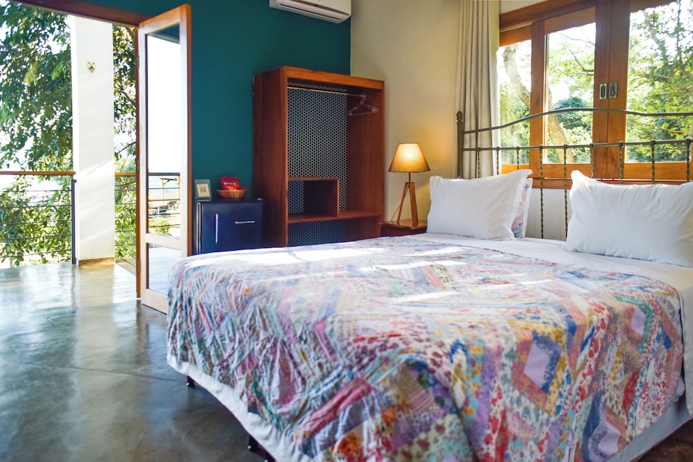 Superior Double Room, 1 Queen Bed, Patio - Photo 1
