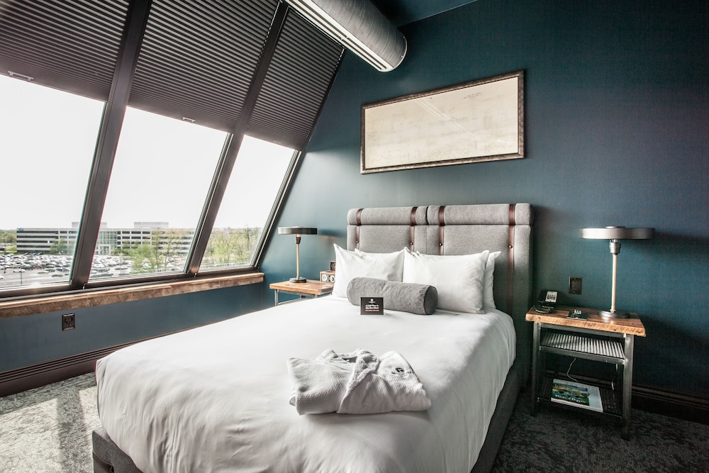 Traditional Room, 1 Queen Bed photo 2