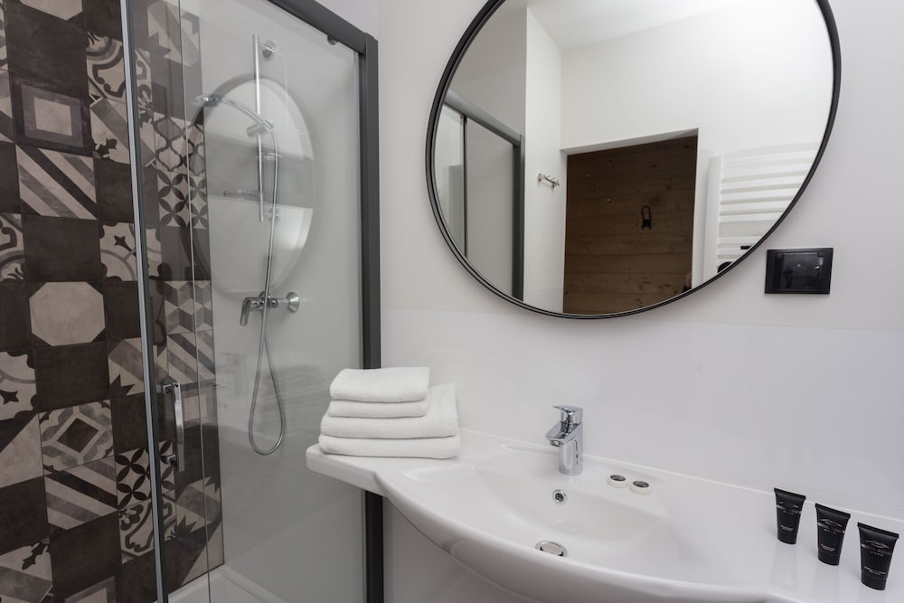 Luxury Townhome photo 2