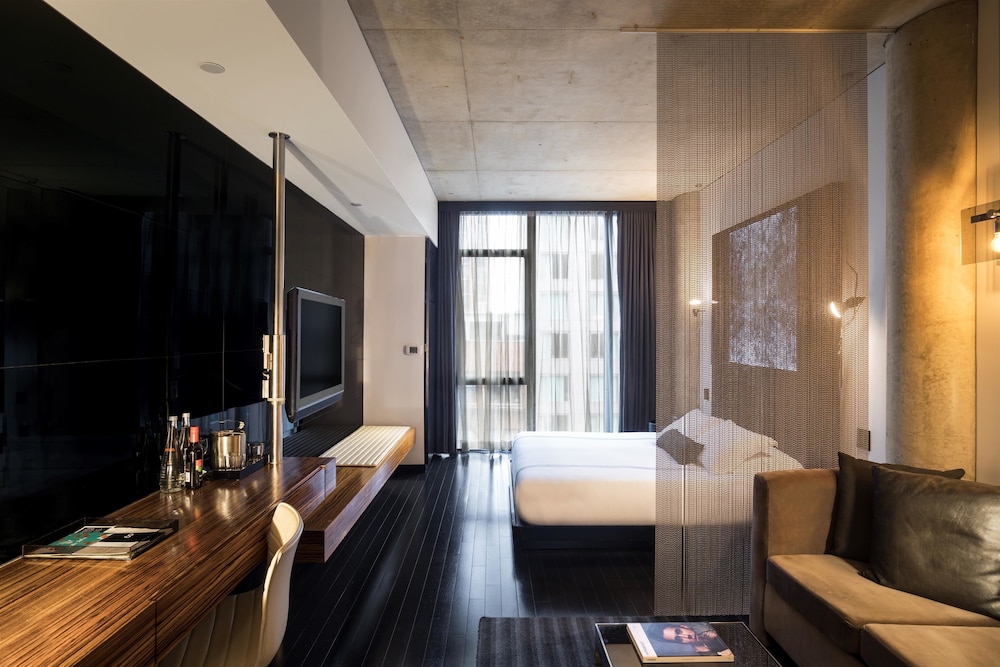 Premium Junior Suite photo 3