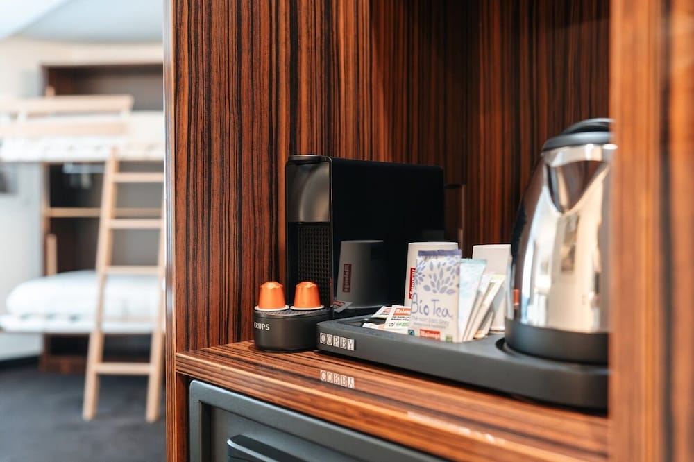 Family Executive Suite - Photo 6