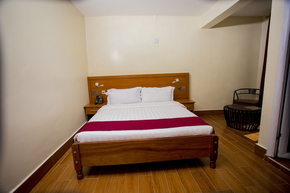 Deluxe Double or Twin Room