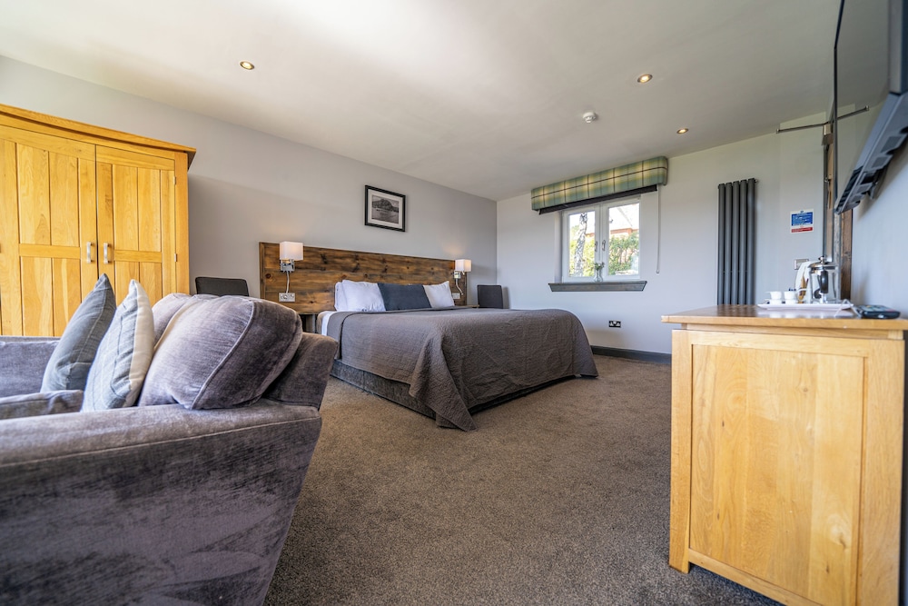 Premium Double Room, 1 King Bed, Lake View photo 3