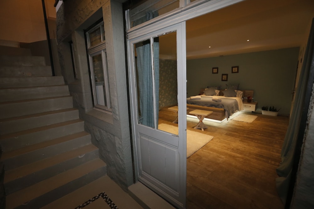 Basic Apartment, Terrace, Lake View photo 1