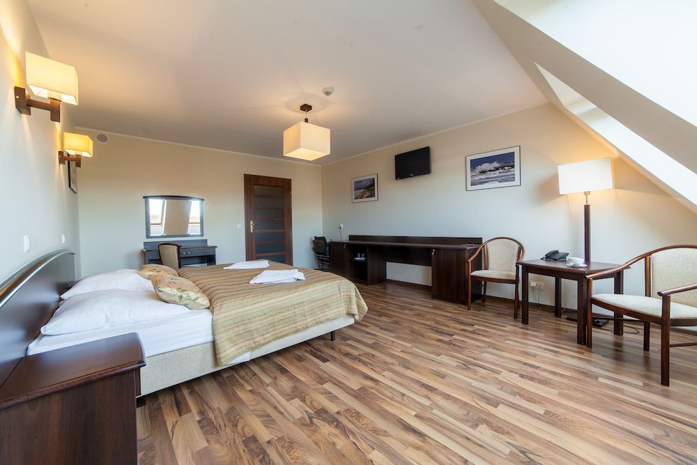 Economy Suite (for 3 people) photo 1