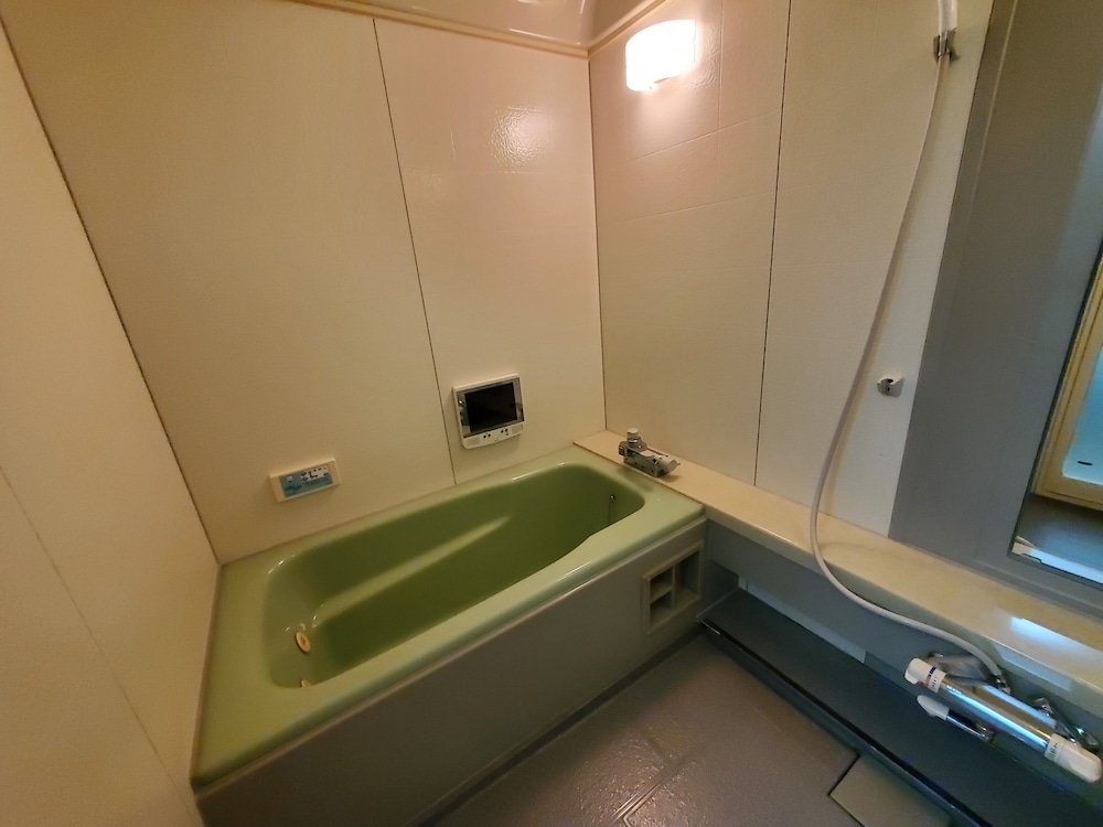Double Room, Smoking (C) photo 2