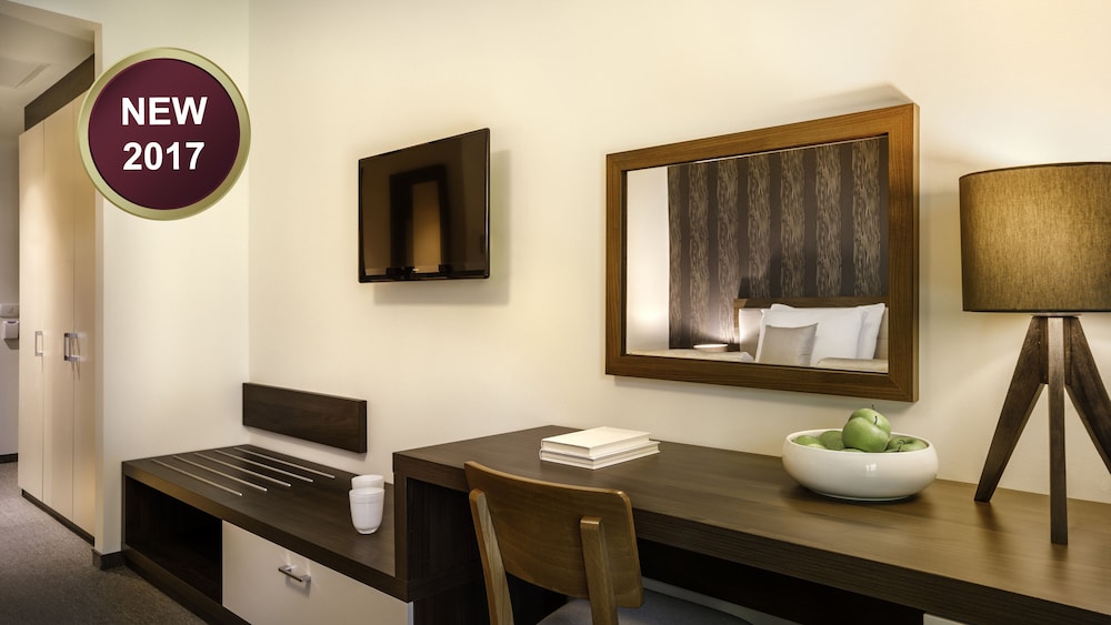 Standard Twin Room, Park View - Photo 2