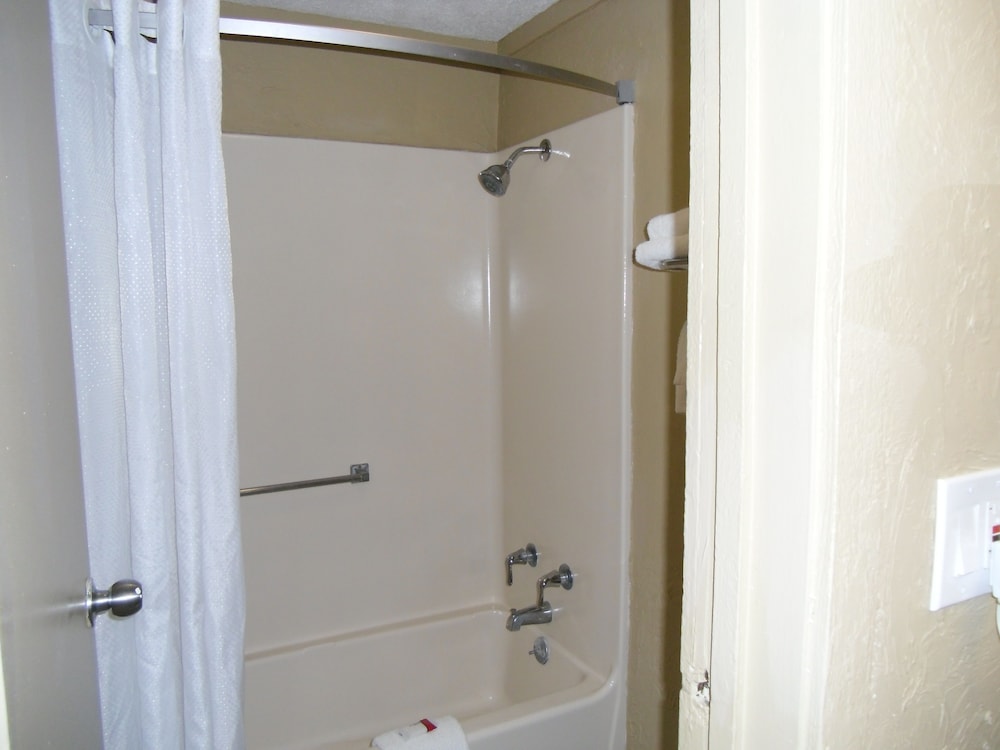 Double Room, 2 Double Beds - Photo 5