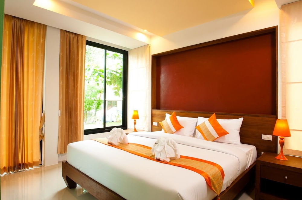 Deluxe Suite - Photo 1