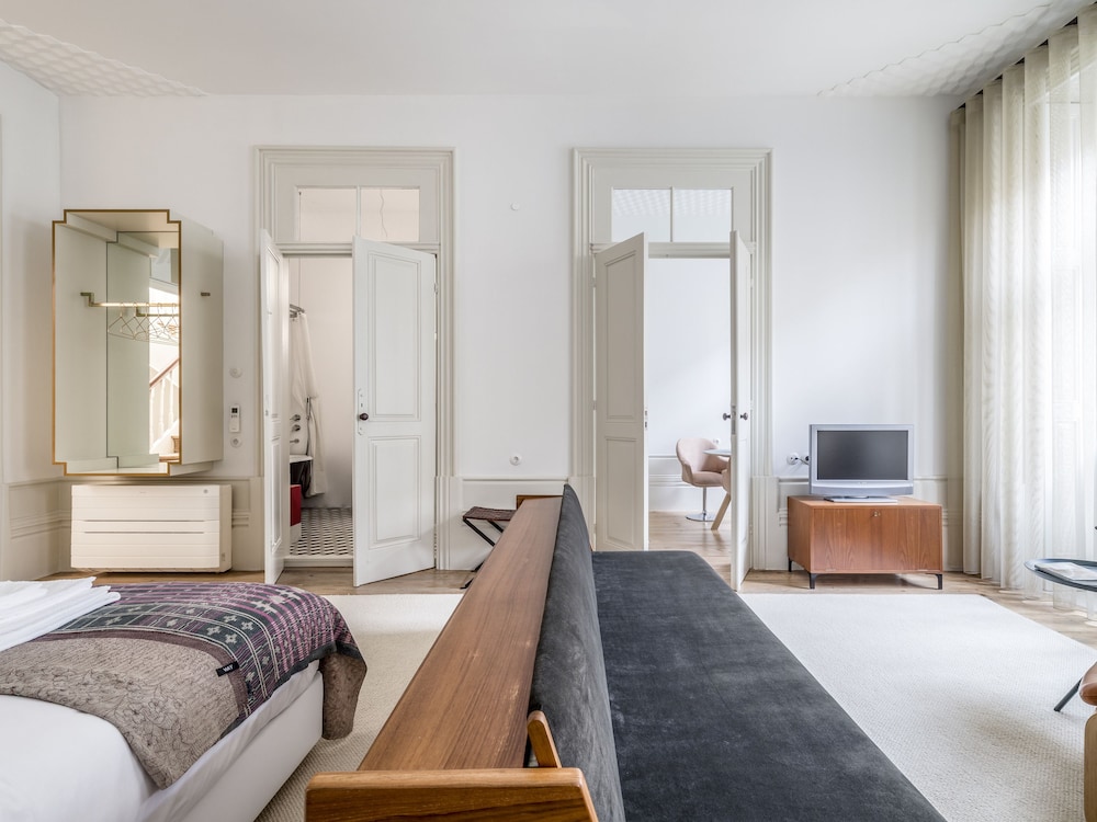 Superior Studio Suite