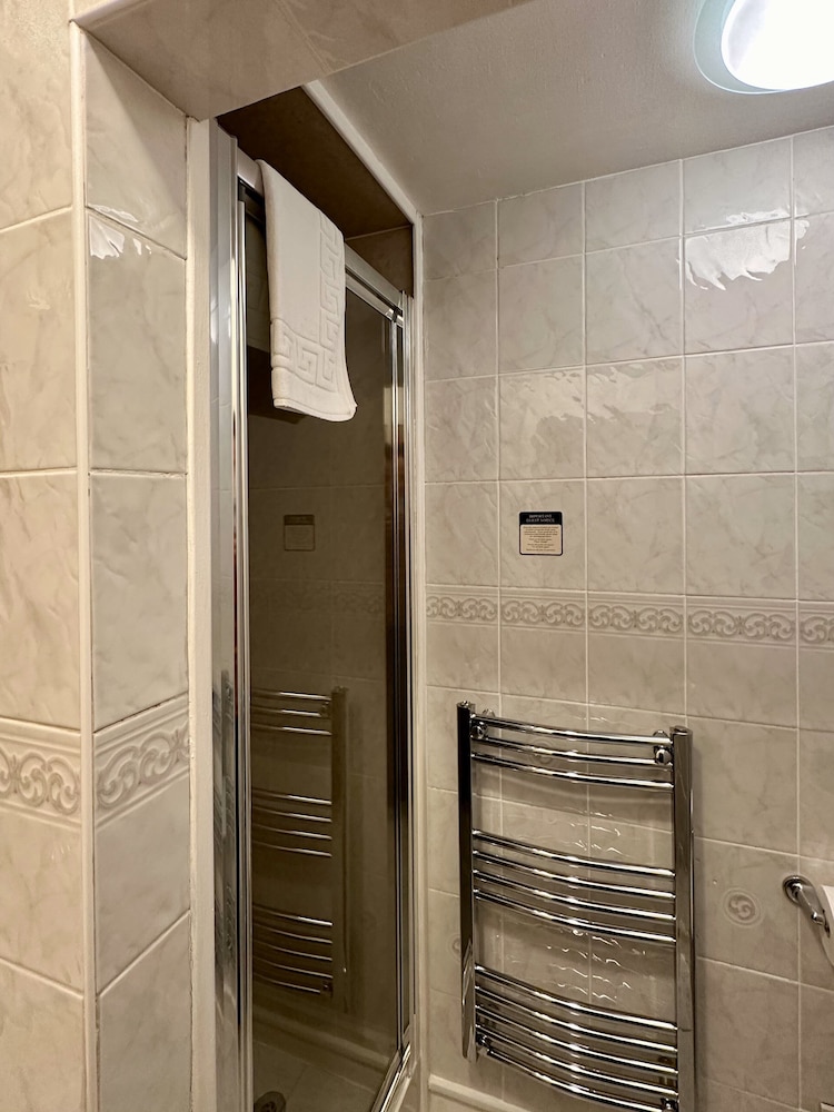 Double Room, Ensuite, Ground Floor (Room 2) photo 2