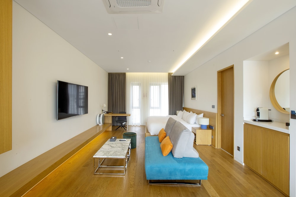 Suite, Garden Area photo 2