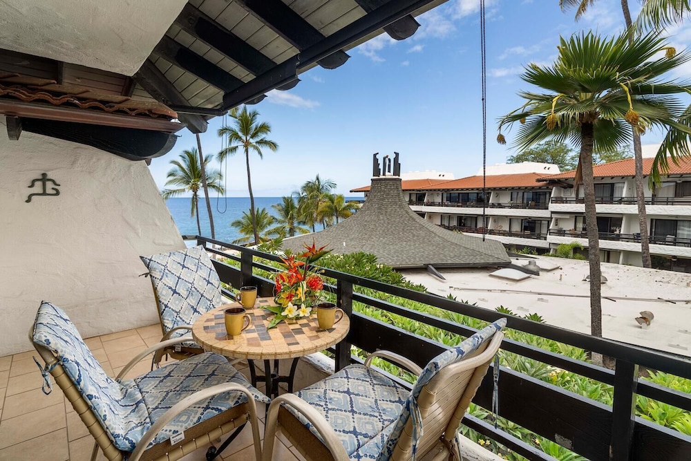 Condo, 1 Queen Bed, Lanai, Partial Ocean View (Casa de Emdeko 315)