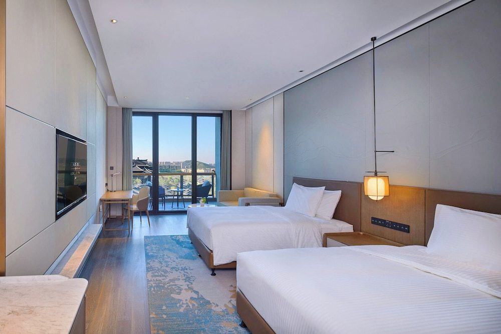 Premier Twin Room, Non Smoking, Garden View