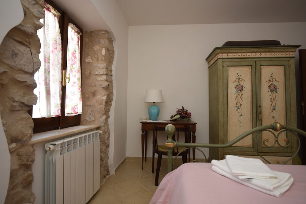 Panoramic Quadruple Room (depandance) photo 2