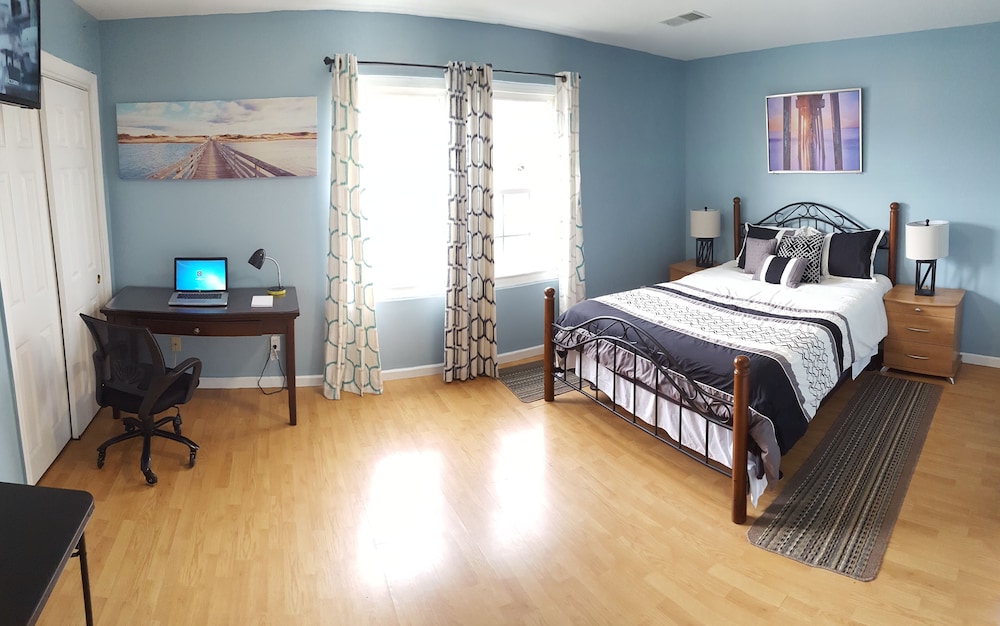 Deluxe Room 6