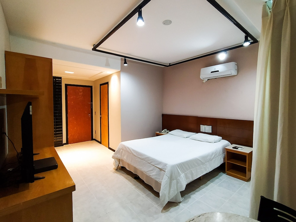 Premium Double or Twin Room - Photo 3