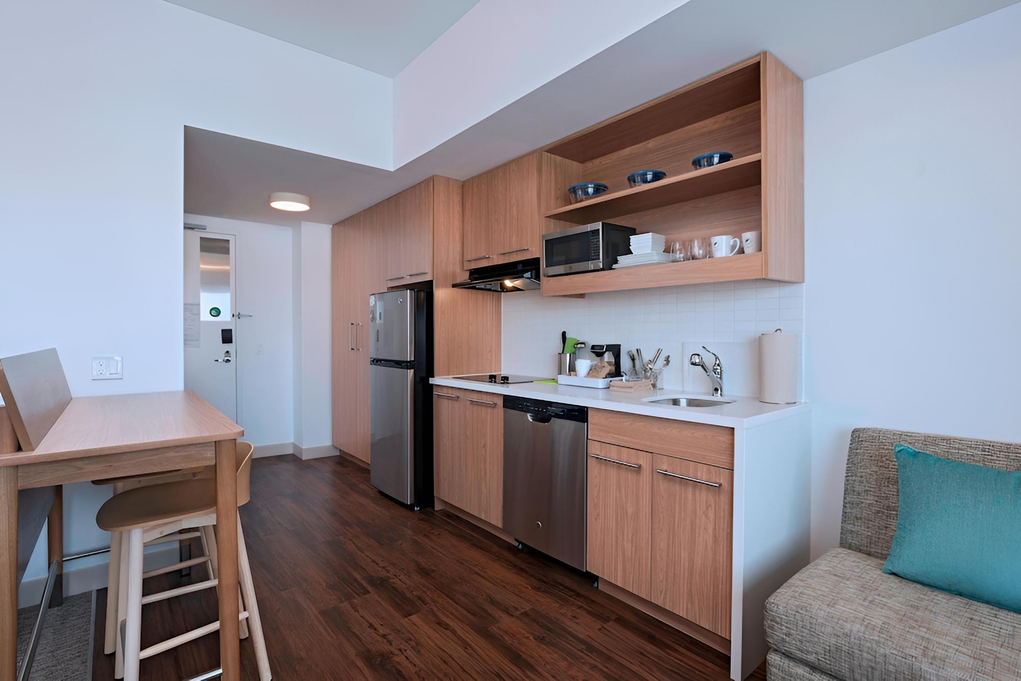 Standard Studio Suite, 1 Bedroom (Mobility Accessible, Tub) photo 3