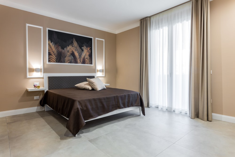 Deluxe Double Room, 1 Bedroom, Ensuite, Garden View photo 1