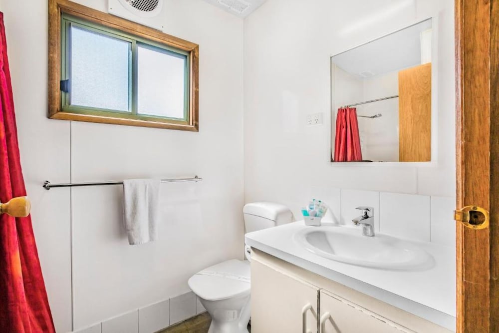 Deluxe Twin Cabin photo 2