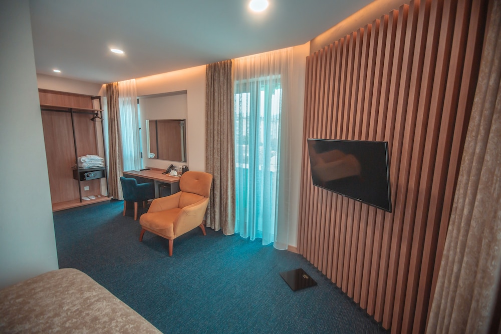Deluxe Double Room photo 2