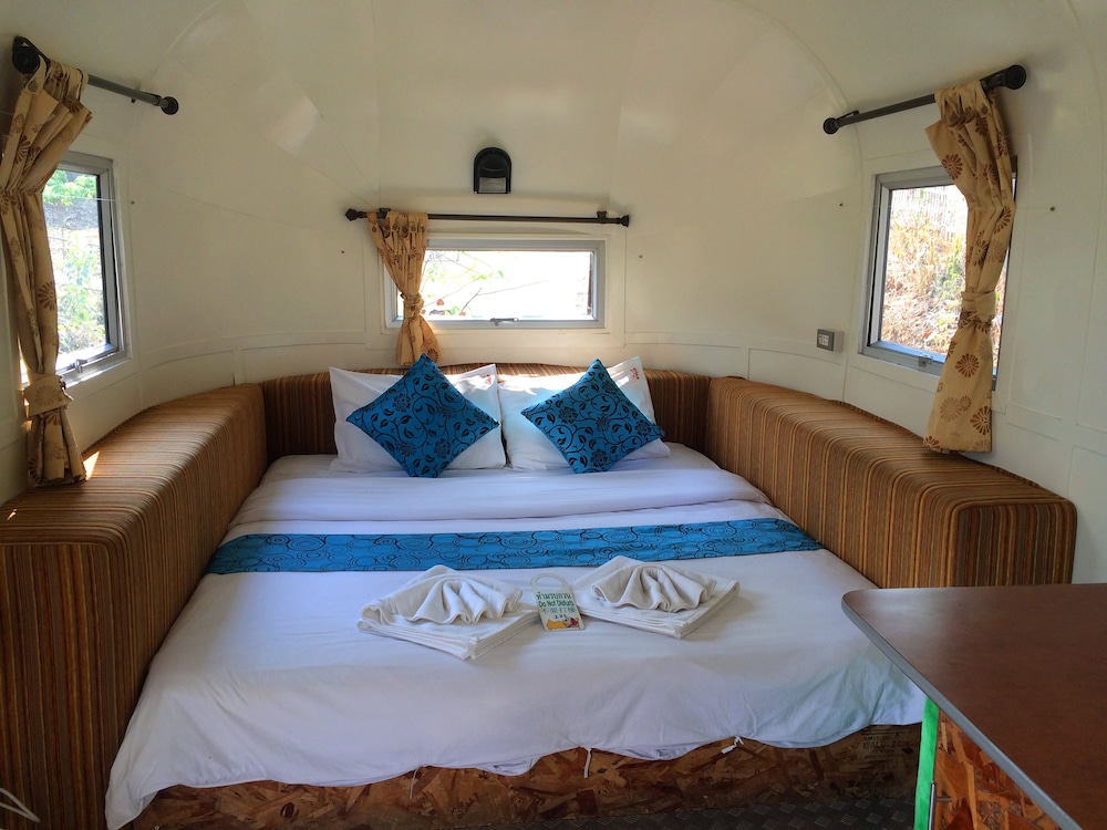 Standard (Baan Rod) photo 3