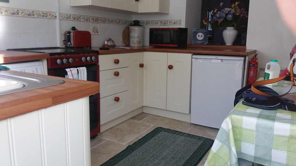 Cottage photo 2