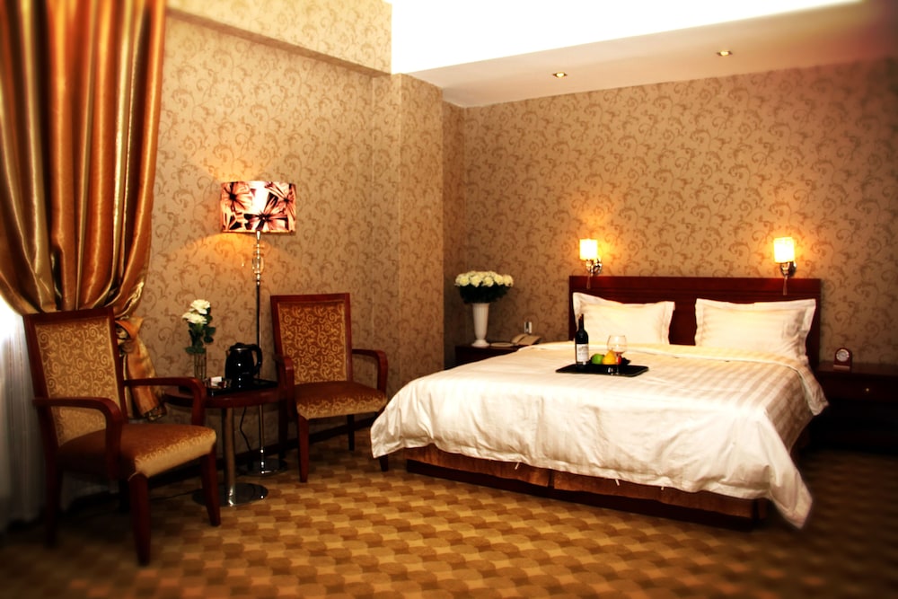 Superior King Room photo 3