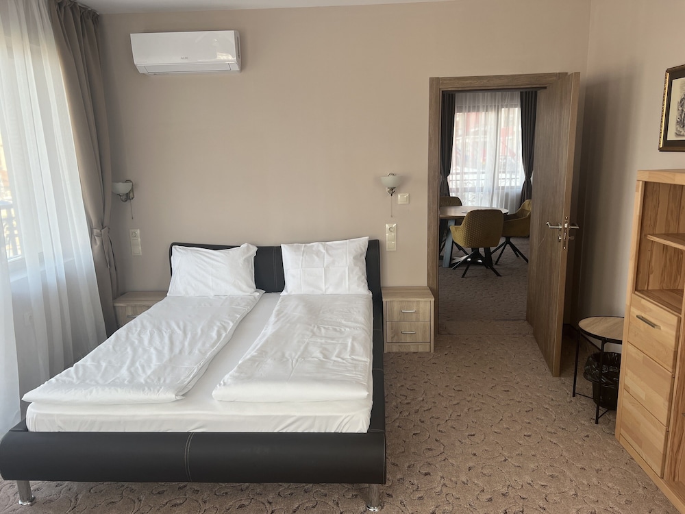 Deluxe Apartment photo 1