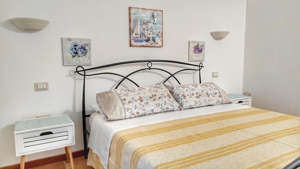Deluxe Double Room, 1 Bedroom, Ensuite, Mountain View photo 1