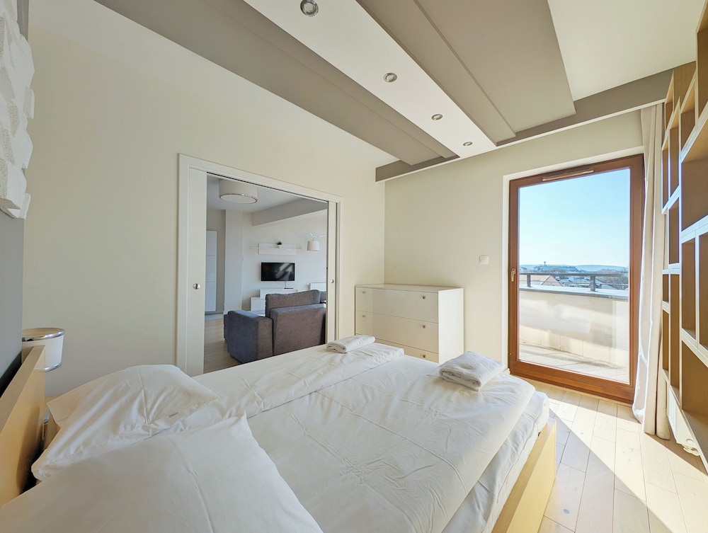 Premier Penthouse, 1 Bedroom (Air Condition) photo 2