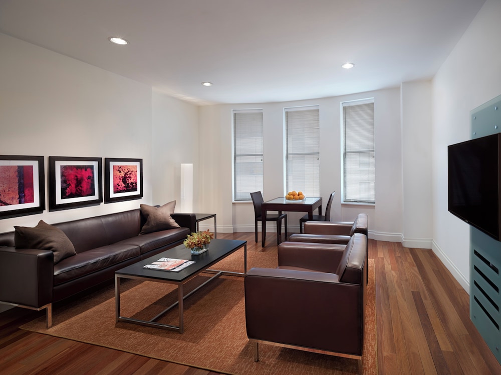 Suite, 2 Bedrooms photo 1