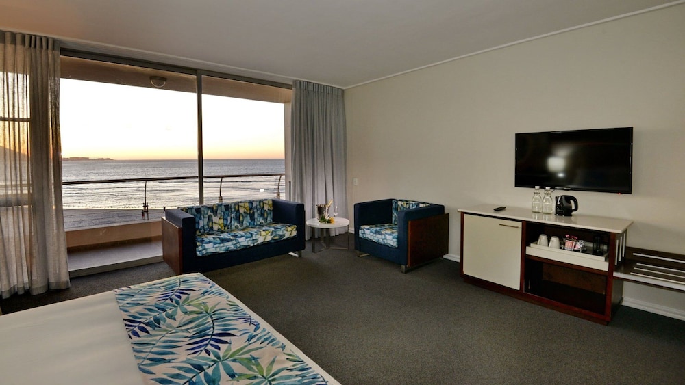 Full Sea Facing King or Twin Room - Photo 6