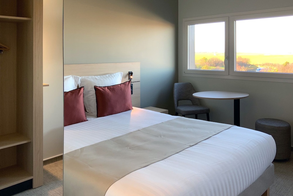 Standard Double Room - Photo 6