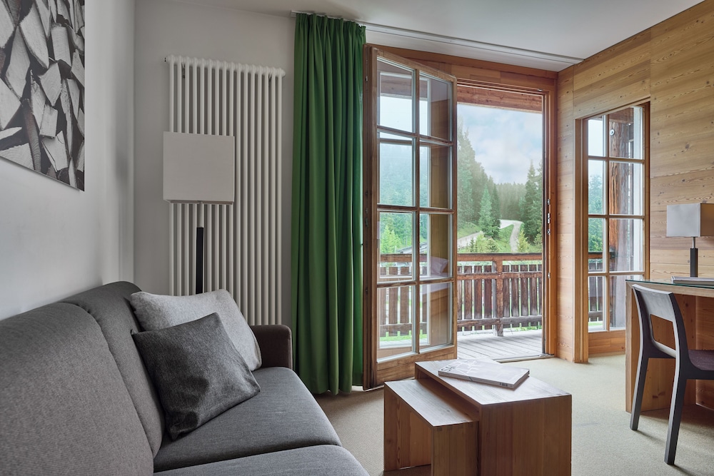 Family Suite, 2 Bedrooms, Balcony photo 1