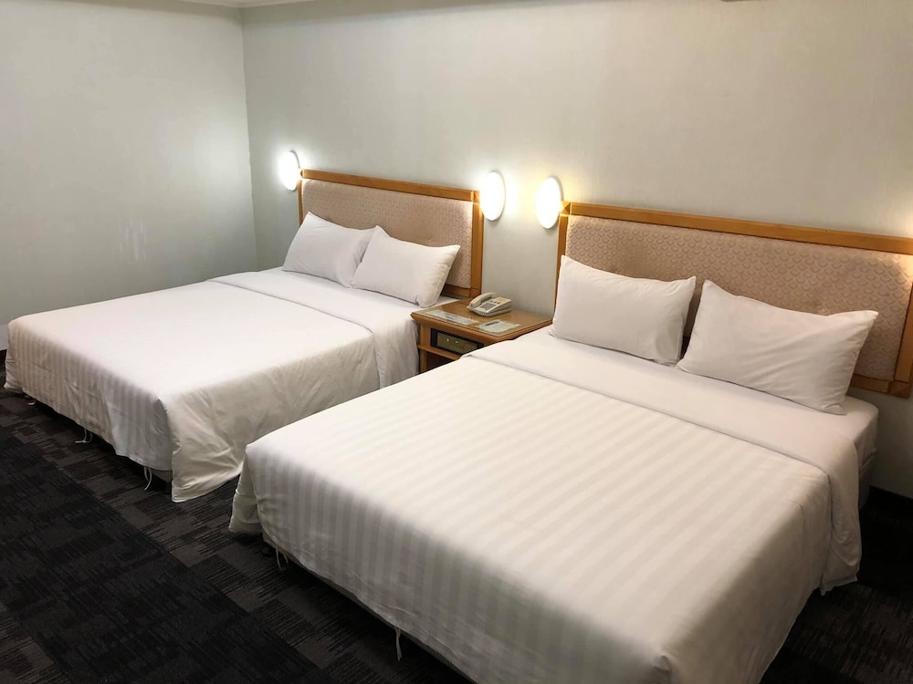 Classic Twin Room